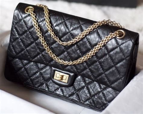 imitazione chanel 2.55|The Ultimate Guide to the Chanel 2.55 Reissue Flap.